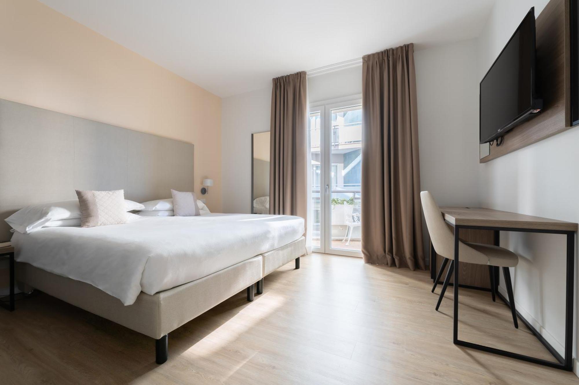 Hotel Excelsior Лідо-ді-Єзоло Екстер'єр фото